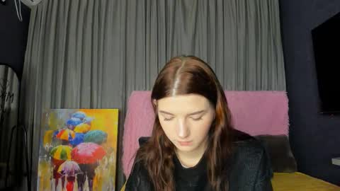 Snapshot of roseblanche2k chatting on 11-17-25, 11:10 Florin online show from 11-17-25, 11:10