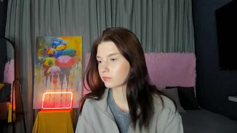 Snapshot of roseblanche2k chatting on 12-21-25, 11:01 Florin online show from 12-21-25, 11:01