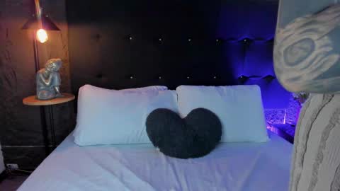 Rose  online show from 04-18-26, 03:21