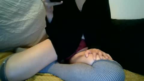 Snapshot of rosecroixx chatting on 07-13-26, 05:49 rosecroixx online show from 07-13-26, 05:49