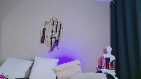 rosedelic online show from 10-04-25, 03:48