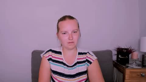 Snapshot of rosehypnotic chatting on 06-10-26, 05:56 Rose online show from 06-10-26, 05:56