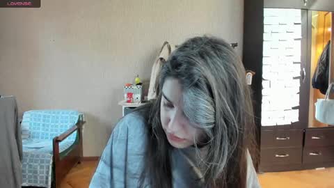 Snapshot of roselina_ chatting on 05-03-26, 10:54 Rose online show from 05-03-26, 10:54