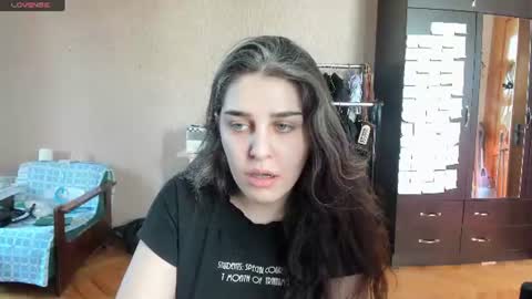 Snapshot of roselina_ chatting on 07-08-26, 12:20 Rose online show from 07-08-26, 12:20