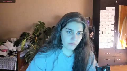 Snapshot of roselina_ chatting on 07-20-26, 06:21 Rose online show from 07-20-26, 06:21