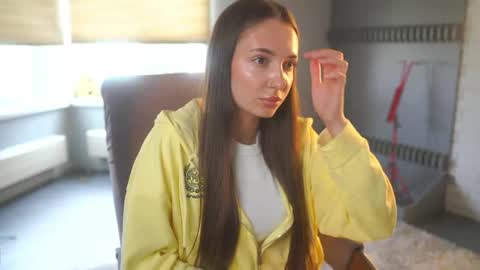 Snapshot of rosemarielupkes chatting on 06-06-26, 10:09 Darle online show from 06-06-26, 10:09