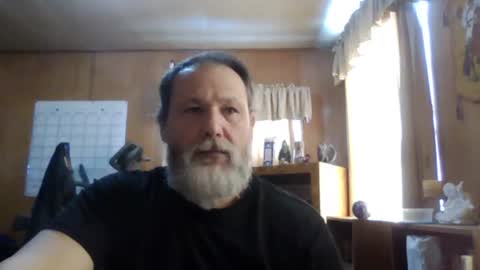Snapshot of rosepanda chatting on 01-19-25, 05:49 Lost4gain online show from 01-19-25, 05:49