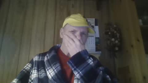 roses2u1958 online show from 03-08-26, 06:17