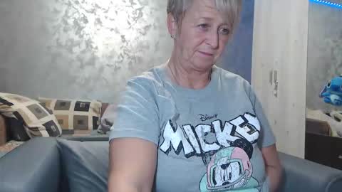 Lovepinklilly online show from 02-18-26, 06:15