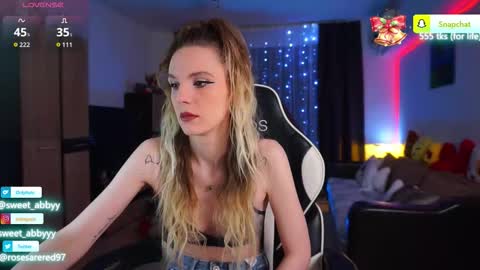 Abbygail online show from 12-18-25, 08:26