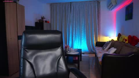 Abbygail online show from 05-18-26, 07:20