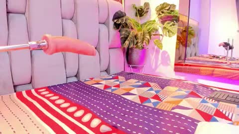 Rose online show from 03-10-26, 05:34