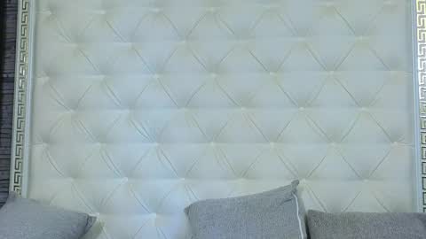 Gabriela online show from 04-15-26, 06:31