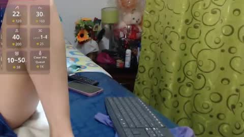 Snapshot of roshy_multisquirt chatting on 07-21-26, 04:09 roshy online show from 07-21-26, 04:09