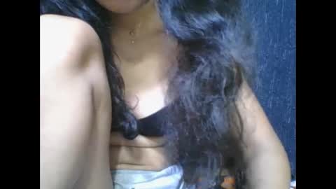 rosia685234 online show from 12-22-25, 10:56