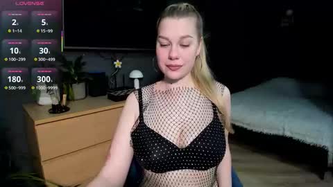 Rose -  online show from 03-07-26, 05:32