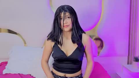 Snapshot of rosiejones_ chatting on 02-28-26, 11:44 Rosie online show from 02-28-26, 11:44