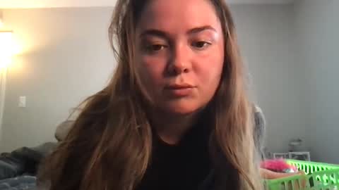 Rosie online show from 09-19-25, 03:45