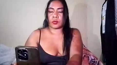 Snapshot of rosmerynava chatting on 09-09-25, 02:33 rosmerynavarro online show from 09-09-25, 02:33