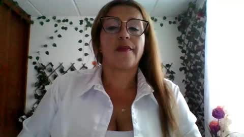 Rossana  online show from 11-29-25, 08:01