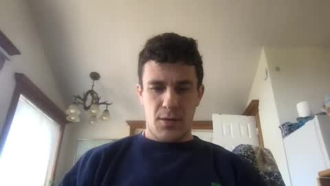 Snapshot of rosscollab chatting on 05-01-26, 12:10 RossCollab online show from 05-01-26, 12:10