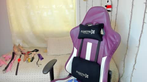 ROSSE DEMOND  online show from 03-19-26, 08:02