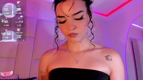 Snapshot of rosselfinoll chatting on 12-20-24, 04:57 Rossel online show from 12-20-24, 04:57