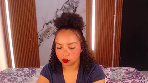 Rossi Hill online show from 12-19-25, 08:16