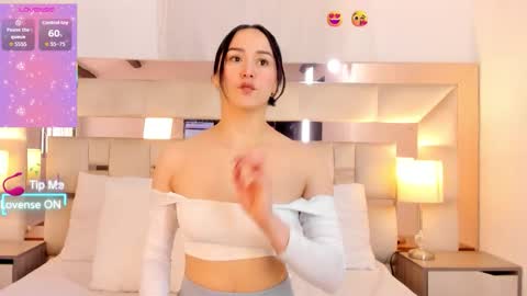   online show from 03-24-26, 02:33