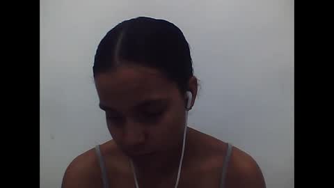 Snapshot of rosss690 chatting on 02-18-25, 08:14 ross online show from 02-18-25, 08:14