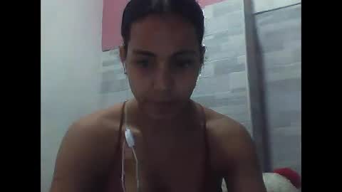 Snapshot of rosss690 chatting on 02-23-25, 02:18 ross online show from 02-23-25, 02:18