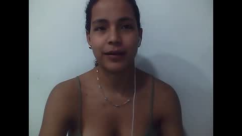 Snapshot of rosss690 chatting on 03-03-25, 12:27 ross online show from 03-03-25, 12:27