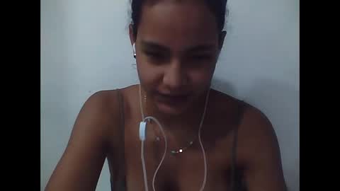 Snapshot of rosss690 chatting on 03-03-25, 03:42 ross online show from 03-03-25, 03:42