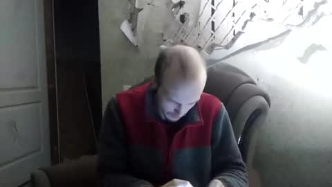 Ros online show from 02-24-25, 01:13