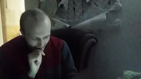 Ros online show from 02-28-25, 04:32