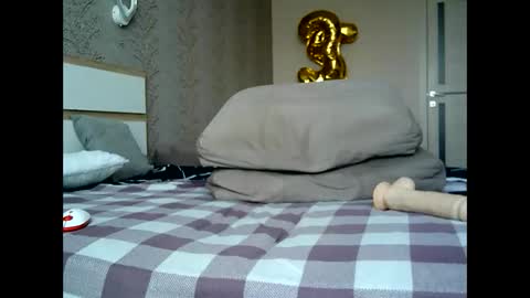 Snapshot of rosy_caren chatting on 05-09-26, 04:39 Rosy Caren online show from 05-09-26, 04:39