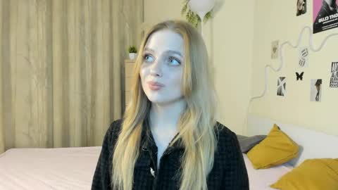 Snapshot of rosy_sigh chatting on 04-21-26, 10:23 Im Luna online show from 04-21-26, 10:23