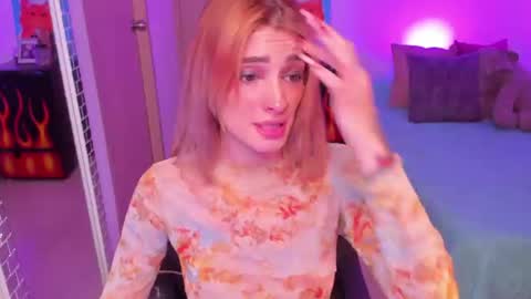 Snapshot of rot_wallace chatting on 07-14-26, 02:05 rot_wallace online show from 07-14-26, 02:05