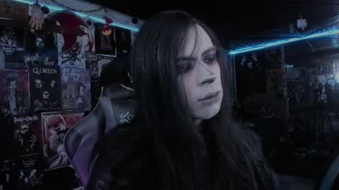 Snapshot of rotten_dreams chatting on 10-09-25, 11:25 rot online show from 10-09-25, 11:25