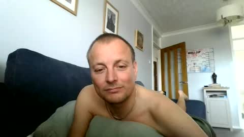 Snapshot of rotunda1874 chatting on 06-16-26, 03:25 rotunda1874 online show from 06-16-26, 03:25