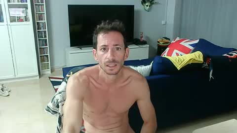 Snapshot of roubarixx chatting on 07-15-26, 09:14 roubarixx online show from 07-15-26, 09:14