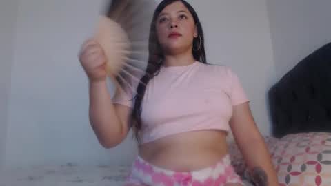 Snapshot of rough_diamond06 chatting on 04-22-26, 02:36 Diamond rough online show from 04-22-26, 02:36