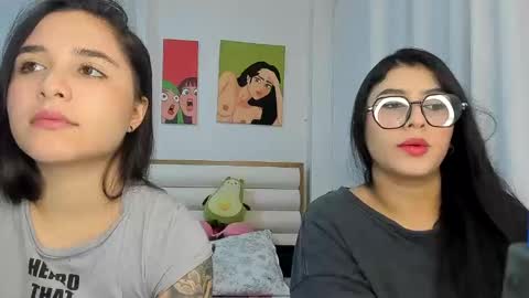 Snapshot of rous_and_sweet chatting on 10-01-25, 03:56 Rous and Sweet online show from 10-01-25, 03:56