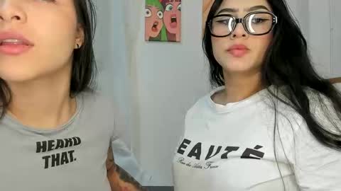 Snapshot of rous_and_sweet chatting on 10-10-25, 02:54 Rous and Sweet online show from 10-10-25, 02:54