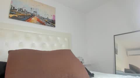 rouse_sexy_hotxx77 online show from 01-10-26, 02:30