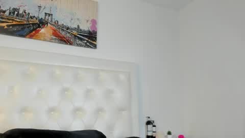 Snapshot of rouse_sexy_hotxx77 chatting on 05-17-26, 02:02 rouse_sexy_hotxx77 online show from 05-17-26, 02:02