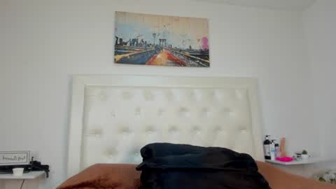 Snapshot of rouse_sexy_hotxx77 chatting on 06-10-26, 02:12 rouse_sexy_hotxx77 online show from 06-10-26, 02:12