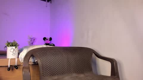 Snapshot of rouse_sexy_hotxx77 chatting on 06-12-26, 07:18 rouse_sexy_hotxx77 online show from 06-12-26, 07:18