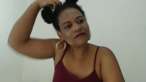 luxa online show from 09-14-25, 02:05