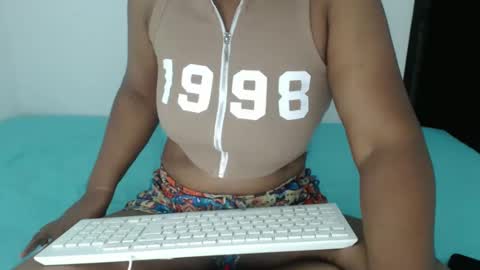 luxa online show from 09-29-25, 12:21